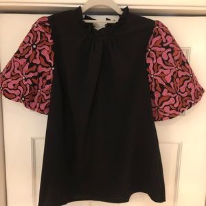 New Entro Top. Size Small. Black silk with embellishment on the puff sleeves.